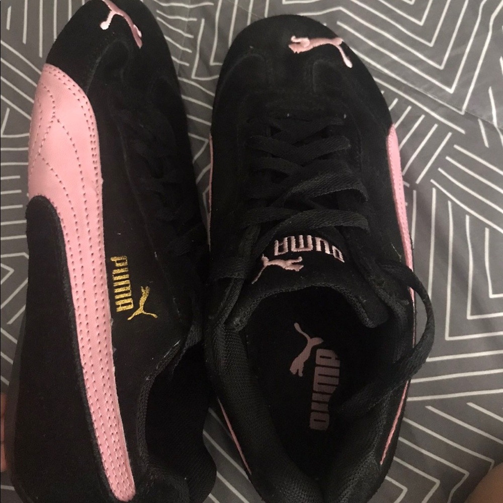 Puma Women’s Suede Speed Cat Athletic Driving Shoe